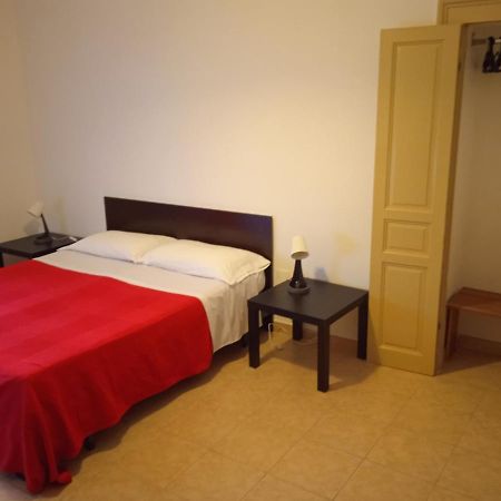 B&B Caravaggio Only 200 Metres From Ortigia Syracuse Extérieur photo